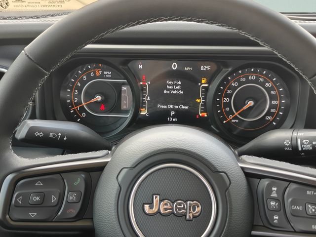 New 2025 Hydro Blue Pearl-Coat Exterior Paint Jeep High Tide image 12
