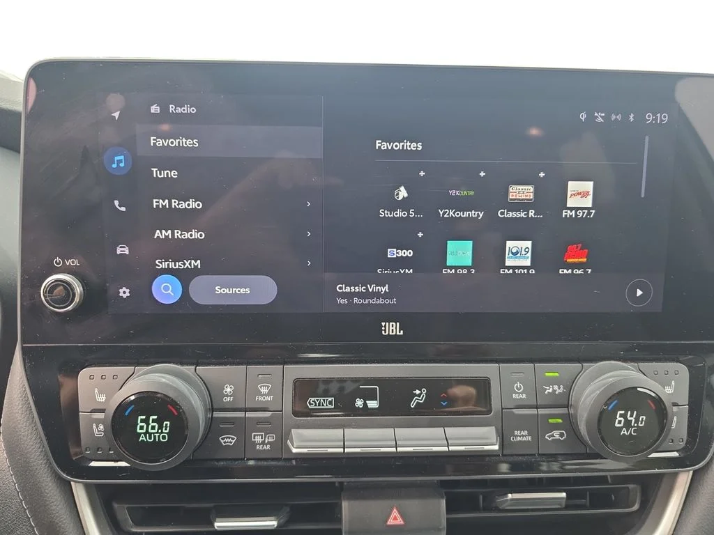 Used 2024 Wind Chill Pearl Toyota Limited image 15