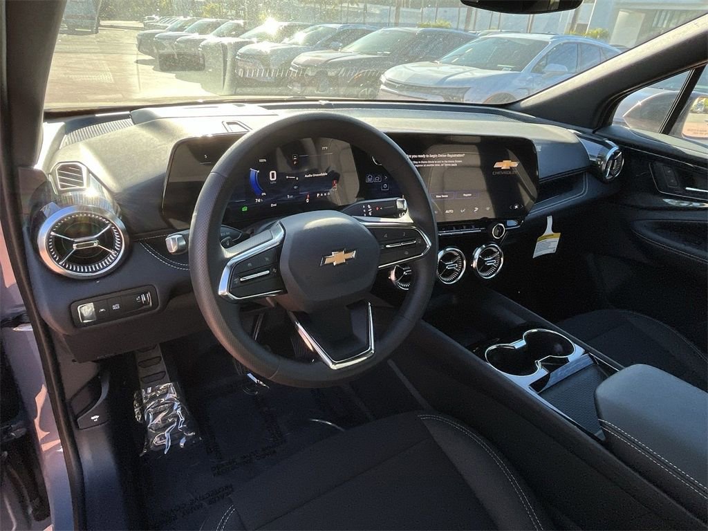 New 2026 Galaxy Gray Metallic Chevrolet LT image 10
