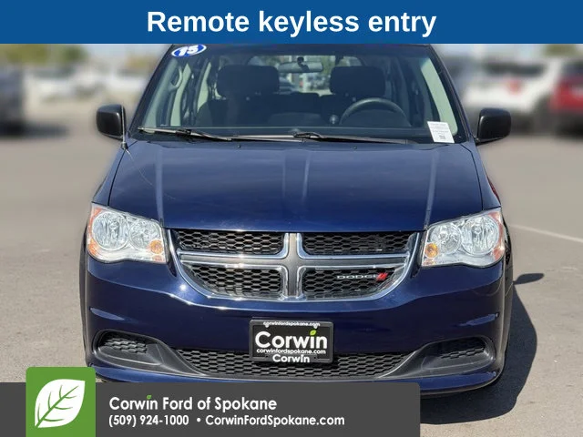 Used 2015 True Blue Pearlcoat Dodge AVP image 7