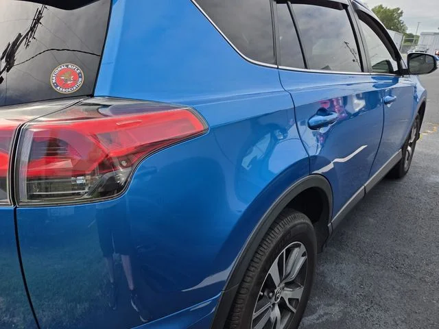 Used 2017 Blue Toyota XLE image 10
