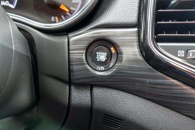 Used 2020 Black Jeep Laredo E image 26