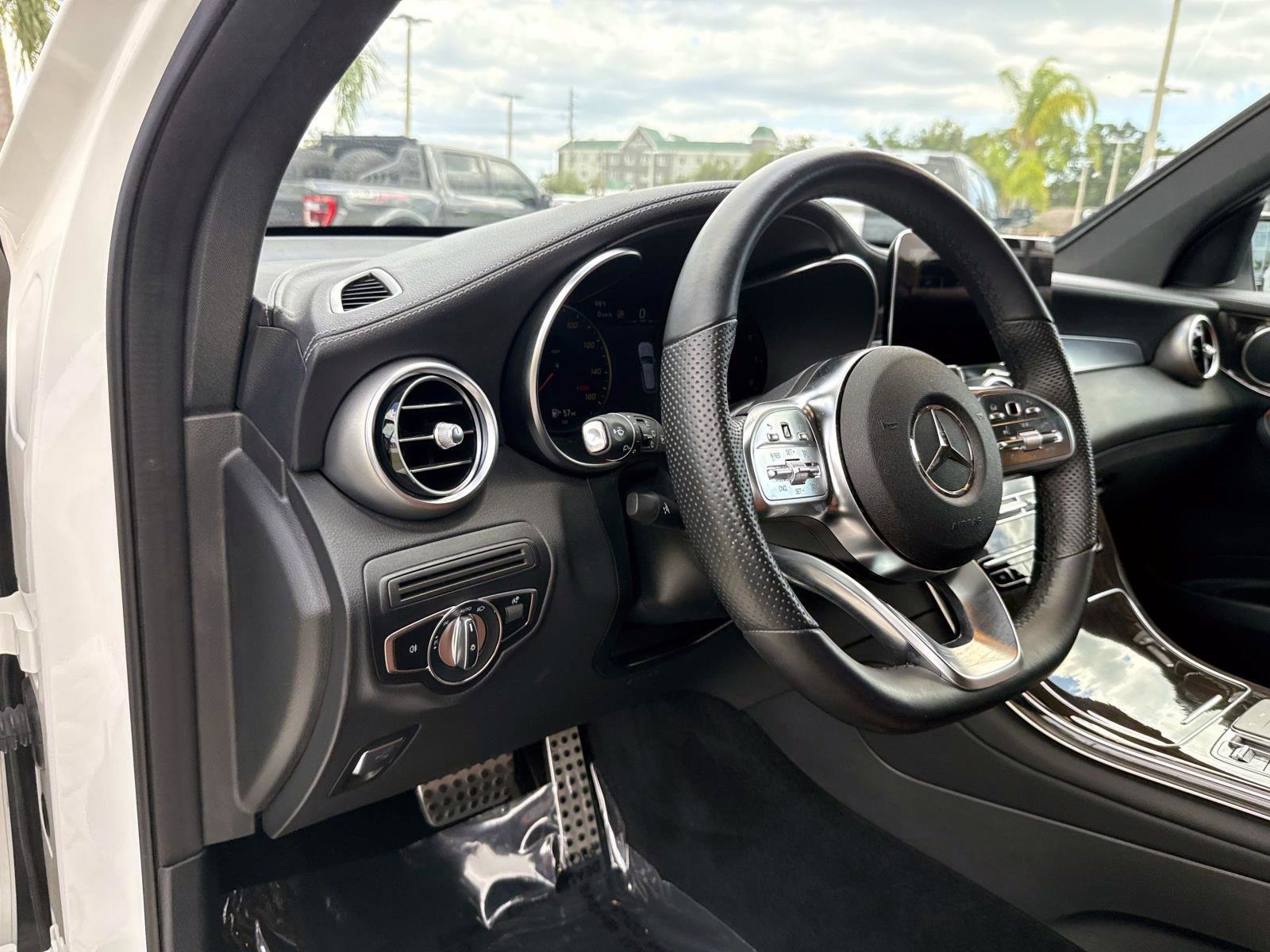 Certified Used 2022 Polar White Mercedes-Benz 300 image 19