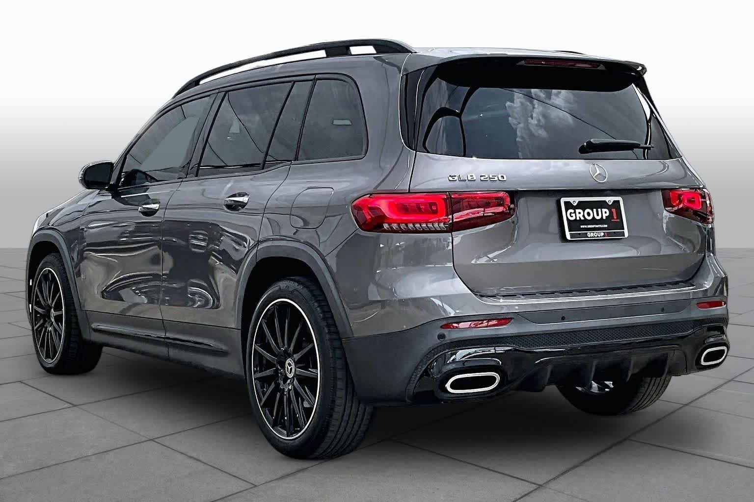 New 2023 Mountain Grey Metallic Mercedes-Benz GLB 250 image 12