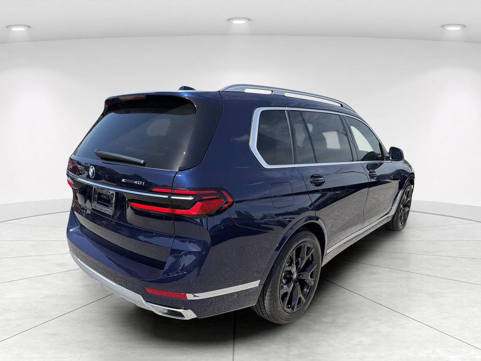 New 2027 Tanzanite Blue II Metallic BMW xDrive40i image 4