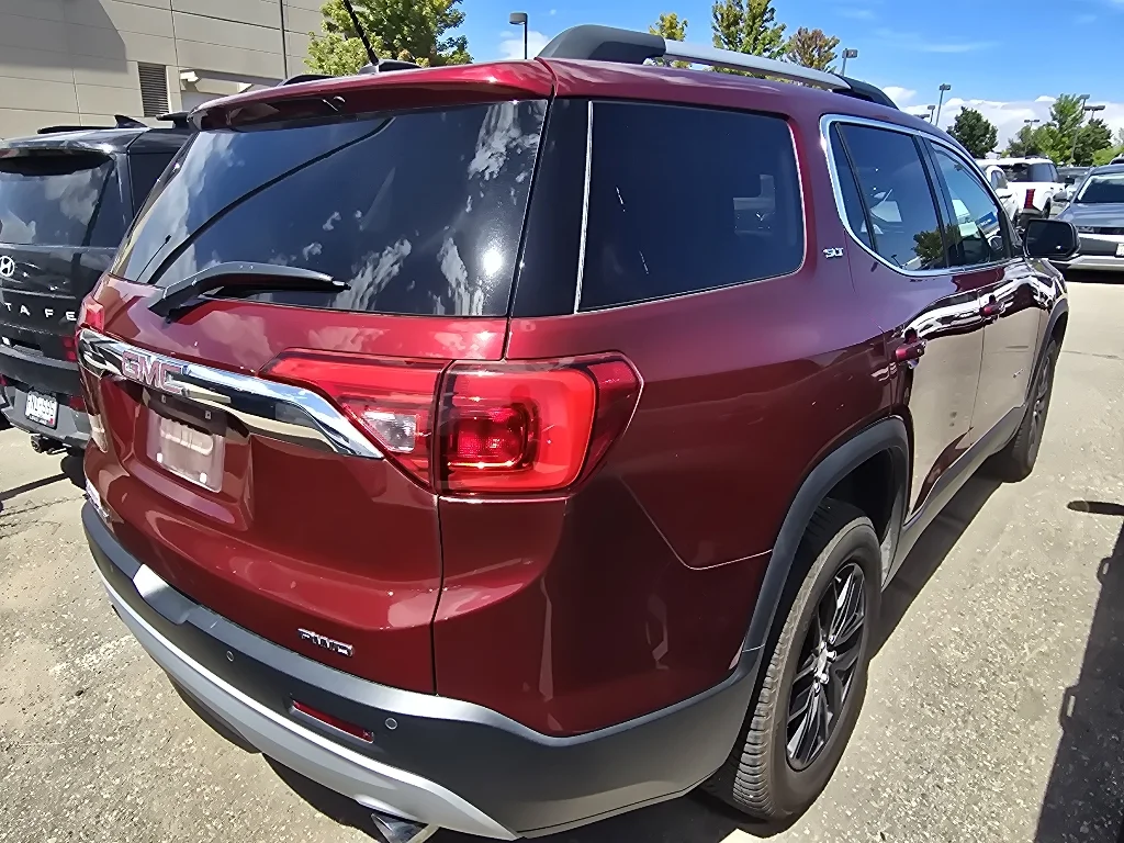 Used 2018 Crimson Red Tintcoat GMC SLT image 6