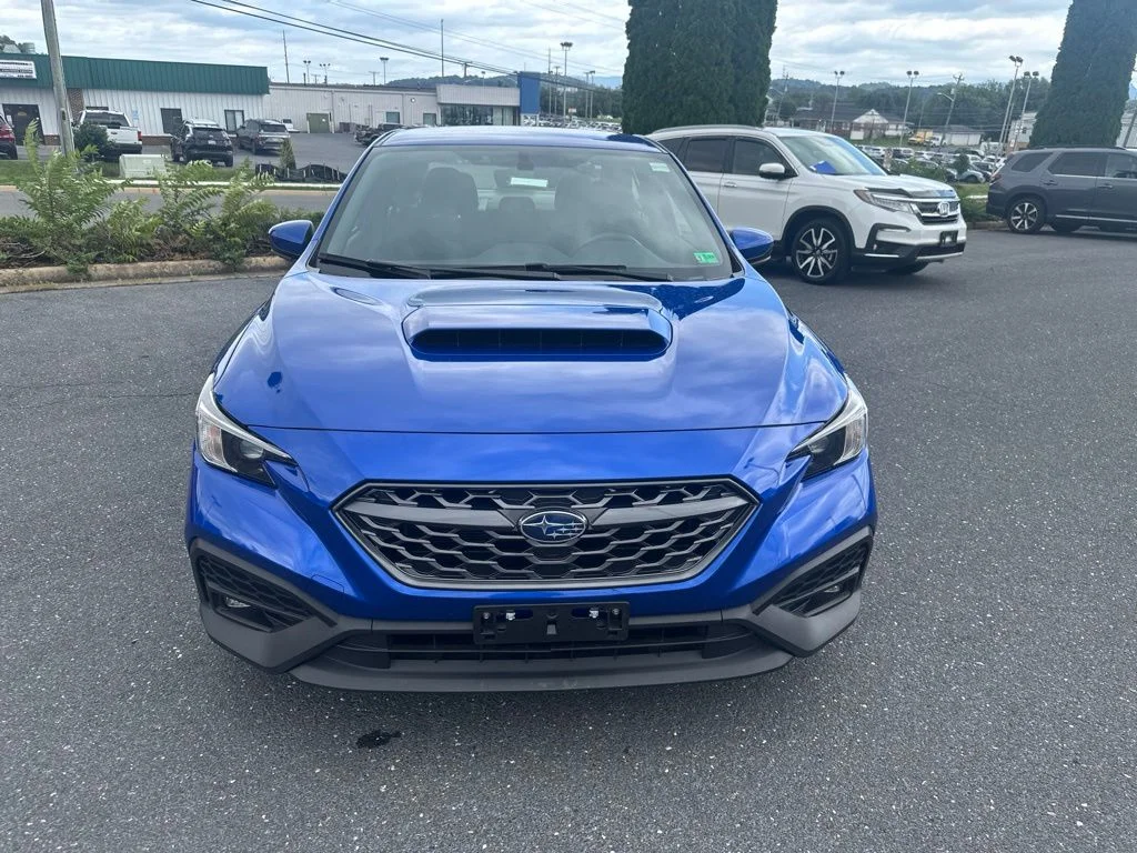 Used 2022 Blue Pearl Subaru Premium image 8