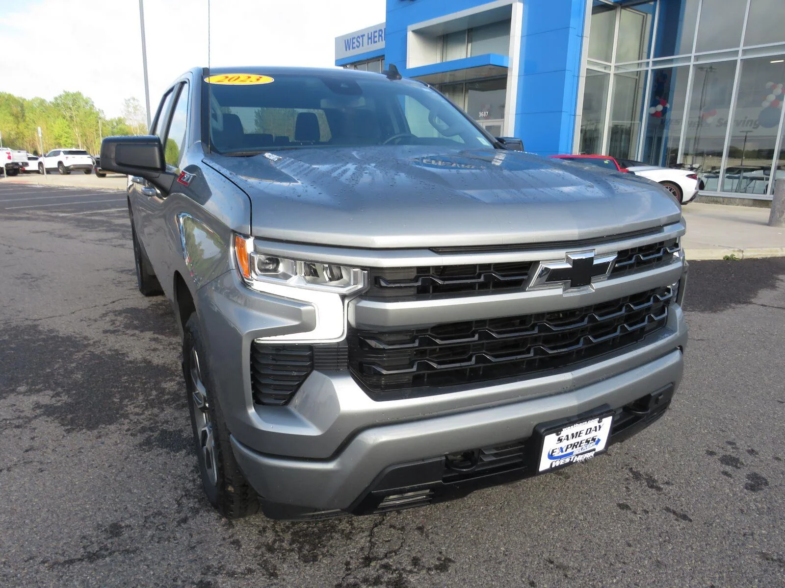 Used 2023 STERLING GRAY METALLIC Chevrolet RST image 4
