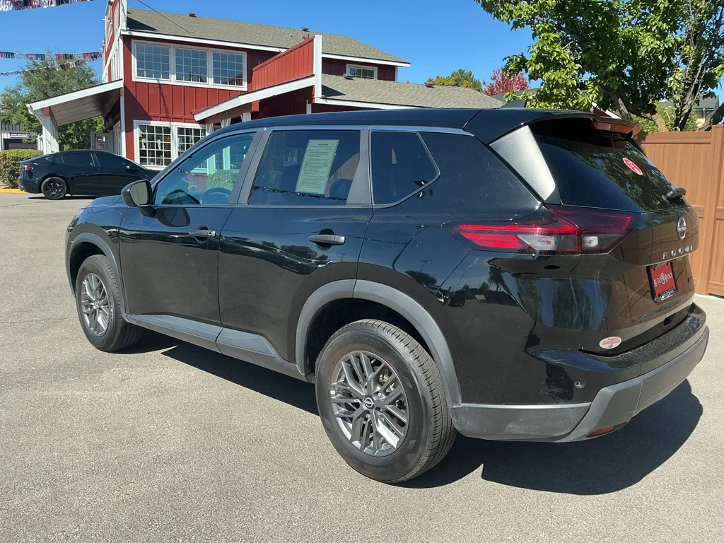 Used 2024 Super Black Nissan S image 7
