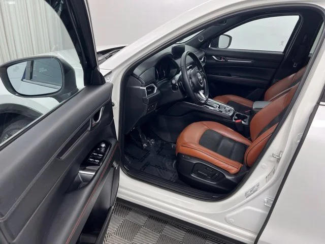 Used 2024 White Mazda 2.5 Carbon Turbo image 12