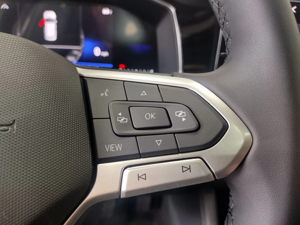 New 2026 Silver Volkswagen 1.5T SE image 24
