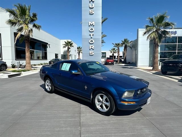2007 Ford Mustang Deluxe