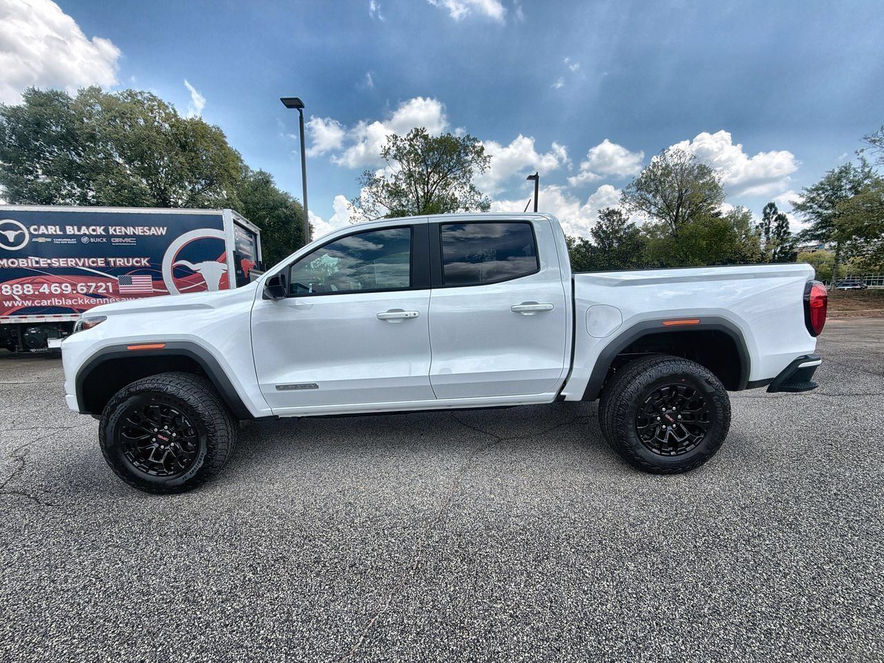 New 2026 Summit White GMC Elevation image 5