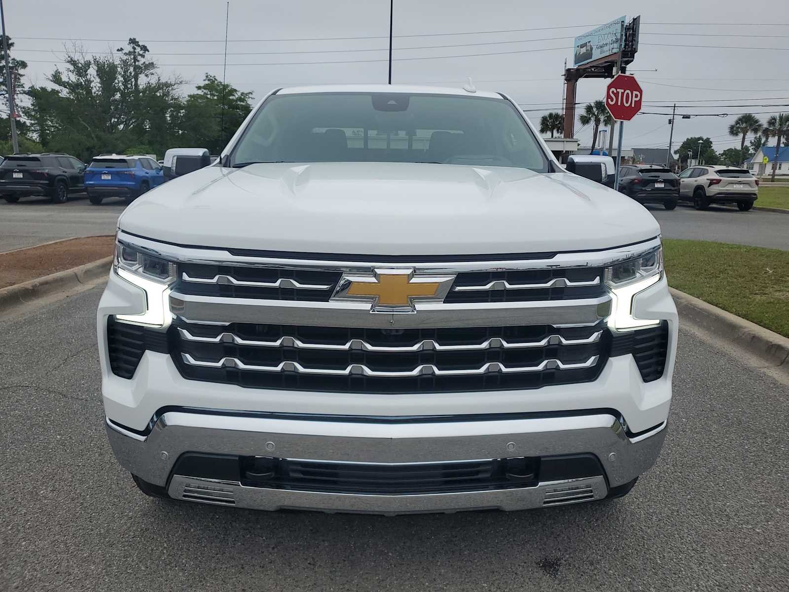 2026 Chevrolet Silverado 1500 LTZ - Photo 9