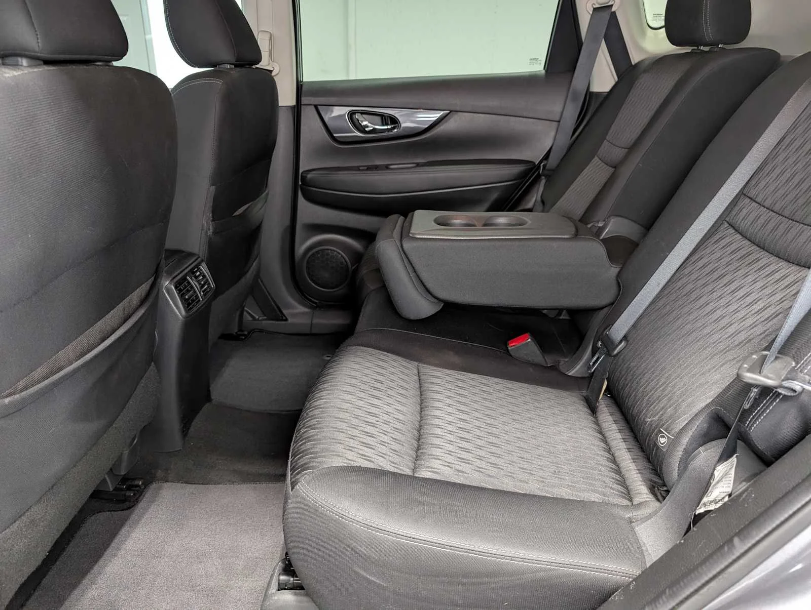 Used 2020 Gun Metallic Nissan SV image 22