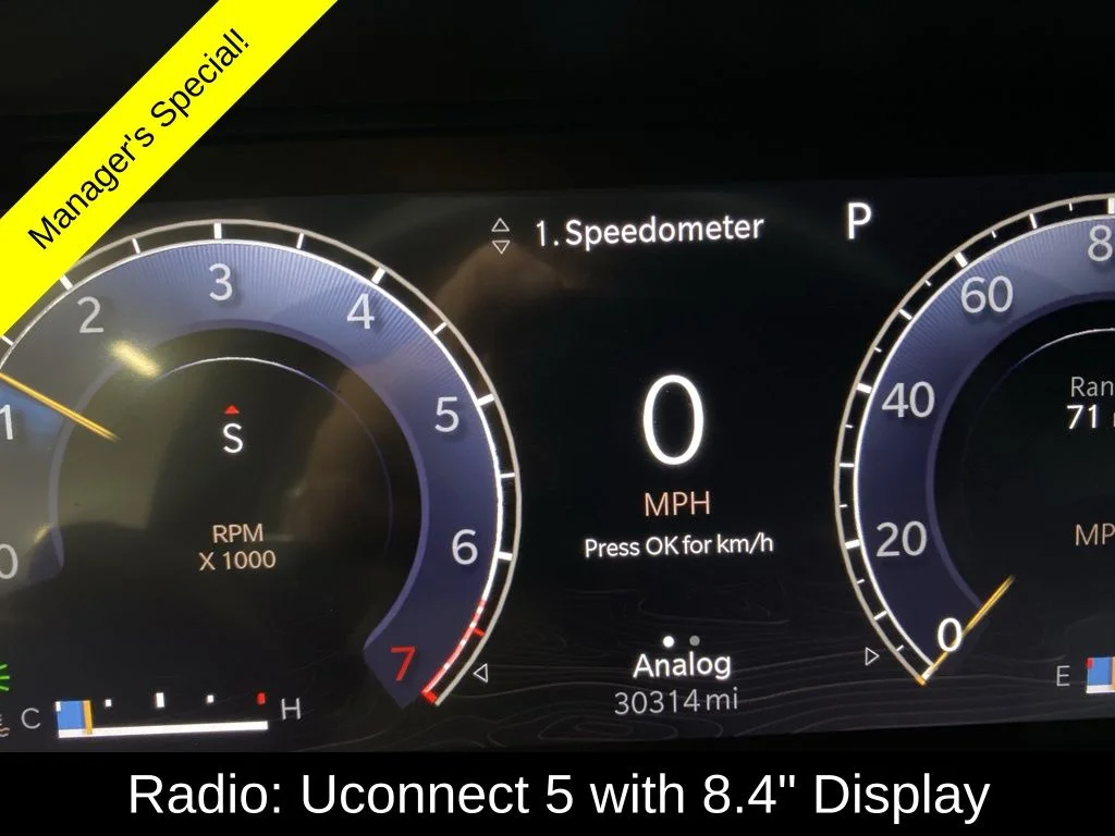 Used 2025 Red Jeep Altitude image 4