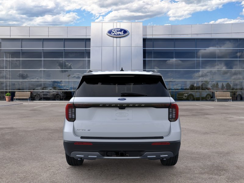 2026 Ford Explorer Active - Photo 5