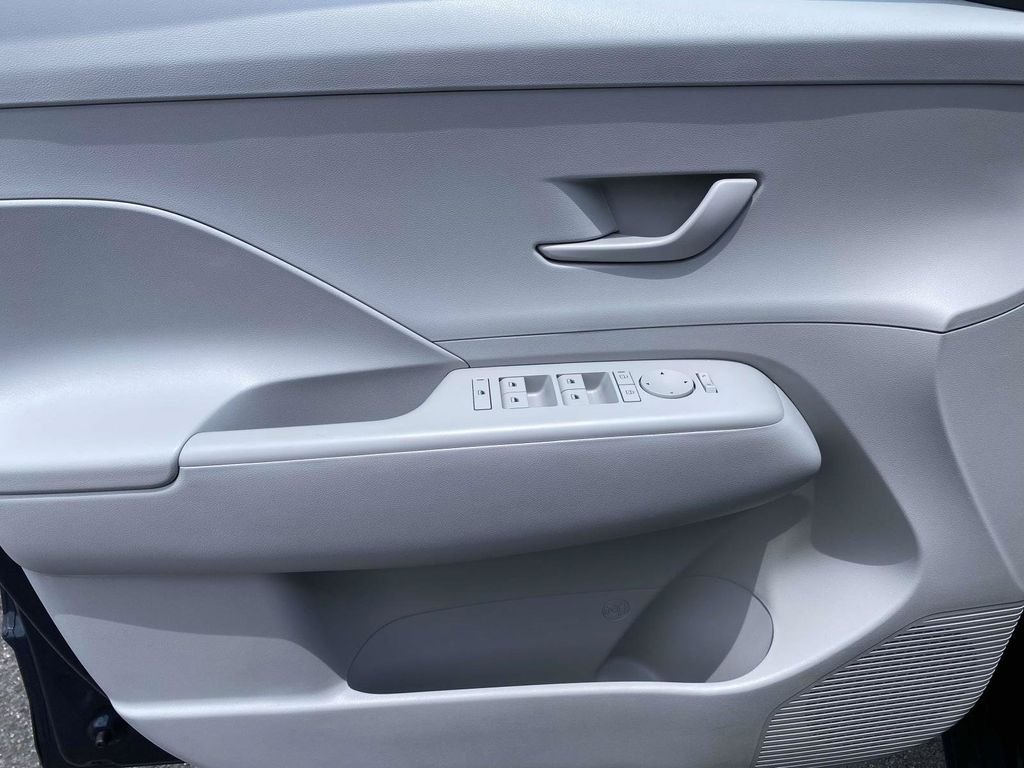 Certified Used 2025 Blue Hyundai SEL image 19