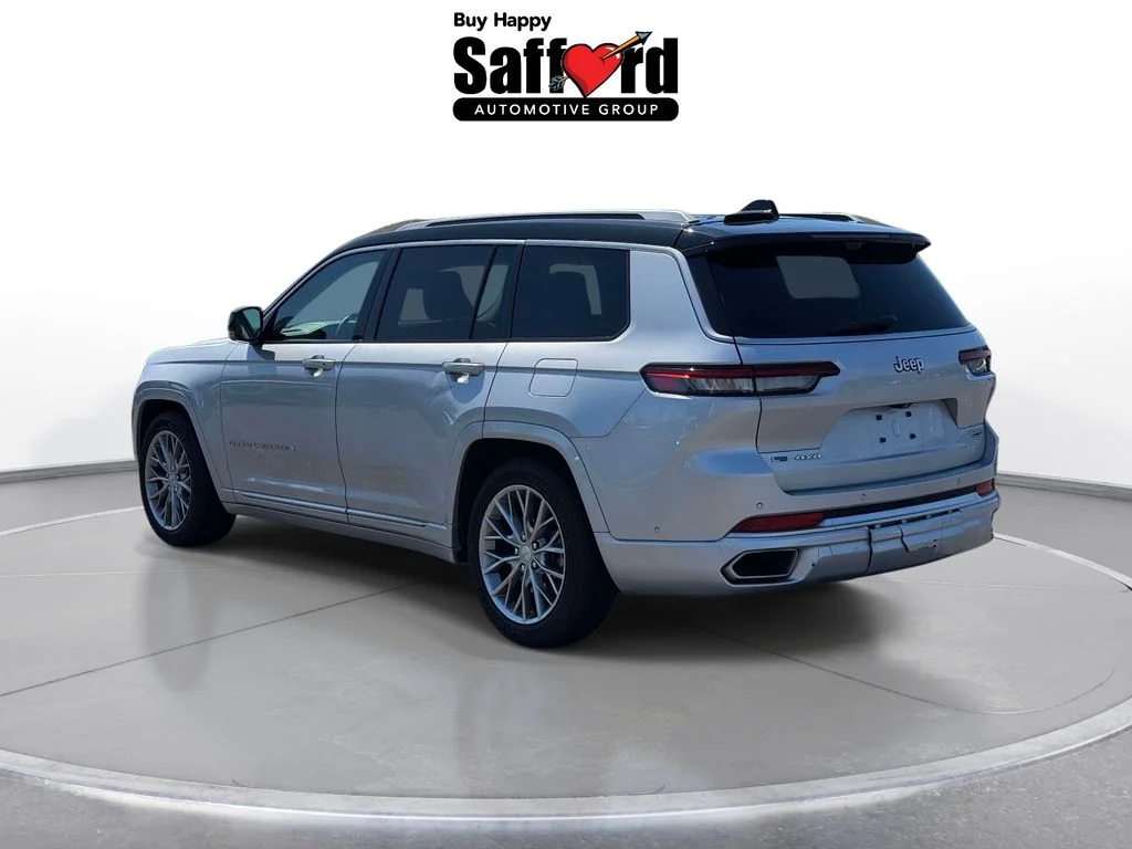 Used 2022 Silver Jeep Summit image 6
