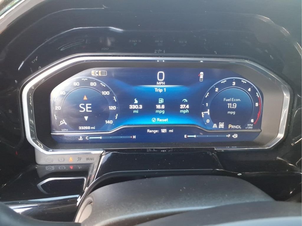Used 2024 White Chevrolet LT image 21