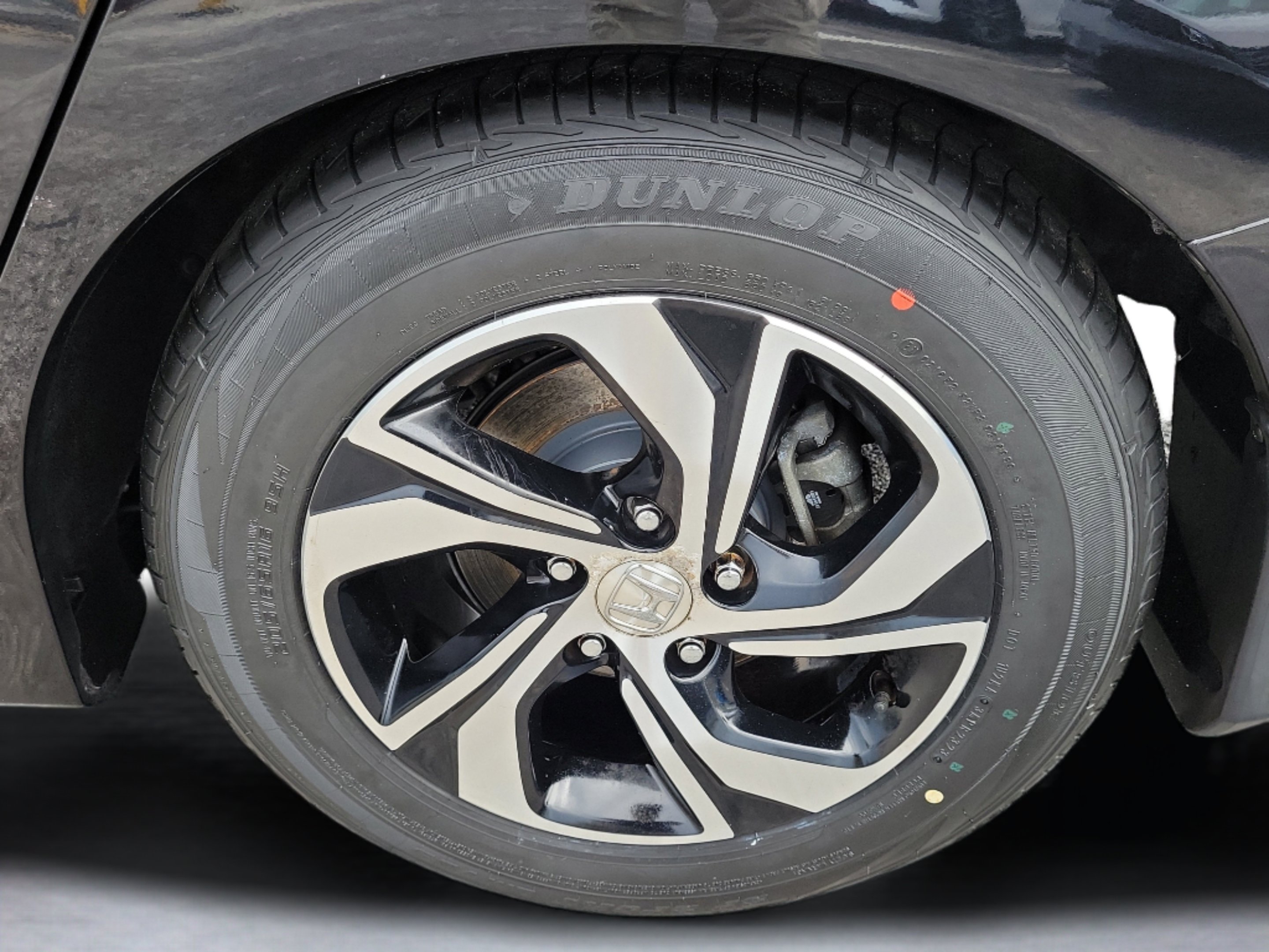 Used 2016 Black Honda LX image 7