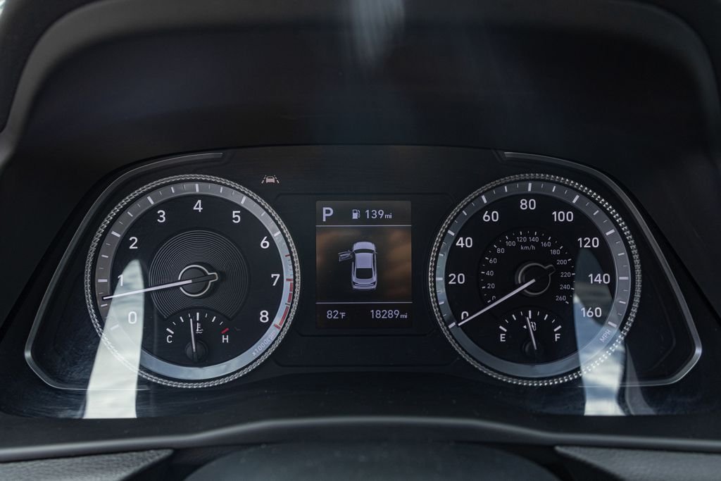 Certified Used 2023 Black Hyundai SE image 25