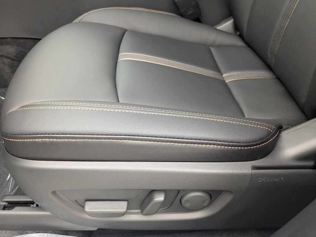 New 2026 White Mazda 3.3 Turbo Select image 19