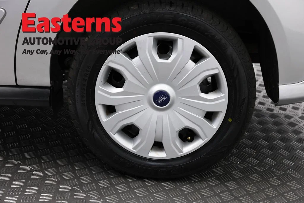 Used 2021 Silver Ford XLT image 32