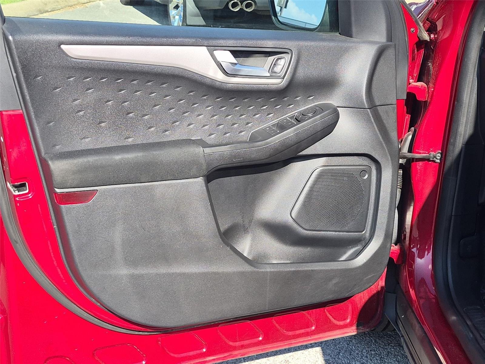 Used 2020 Rapid Red Metallic Tinted Clearcoat Ford SE image 15