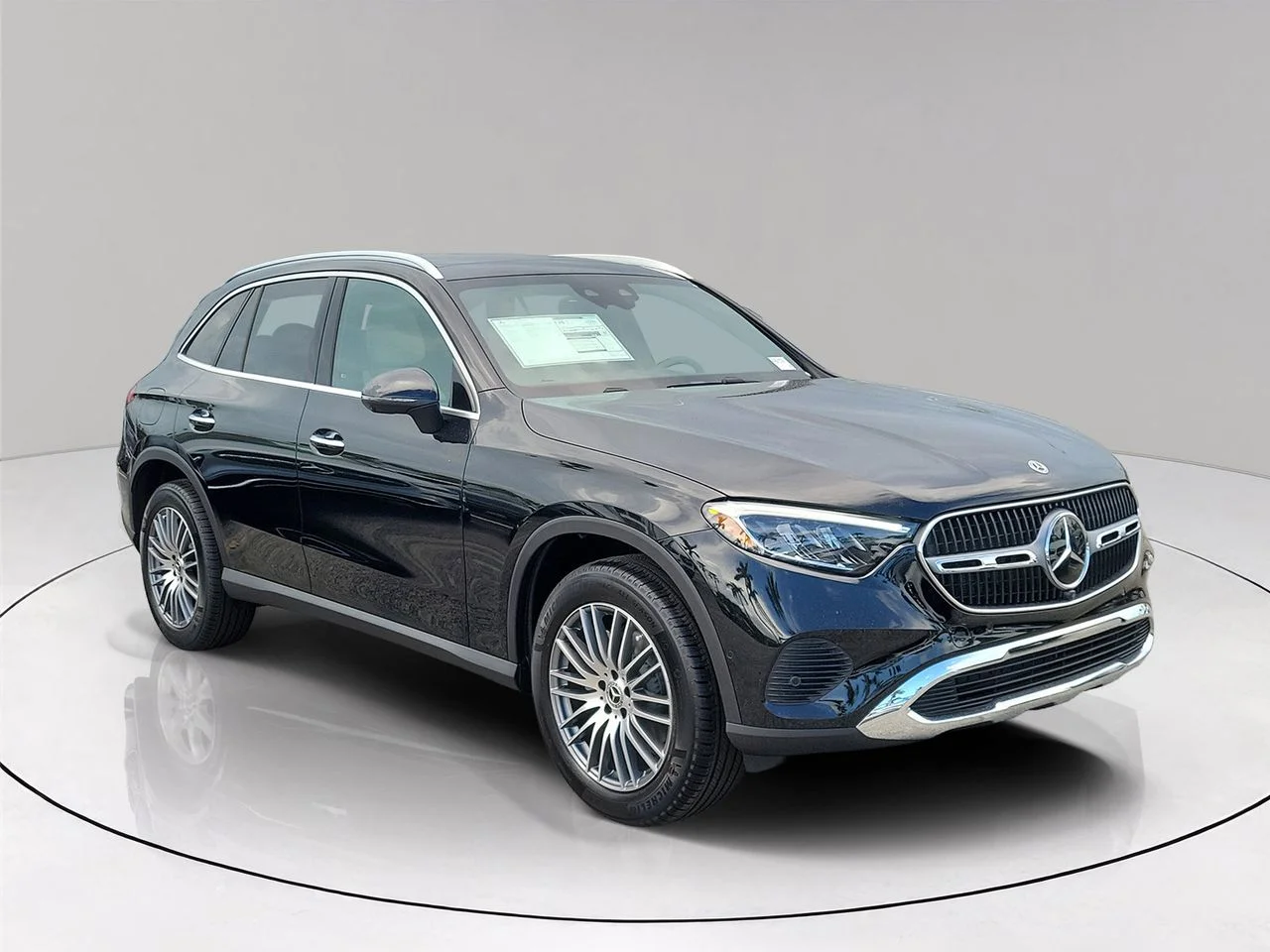 New 2027 Black Mercedes-Benz GLC 300 image 3