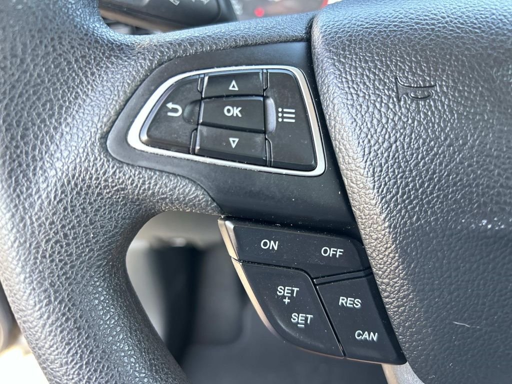 Certified Used 2021 Smoke Metallic Ford SE image 29