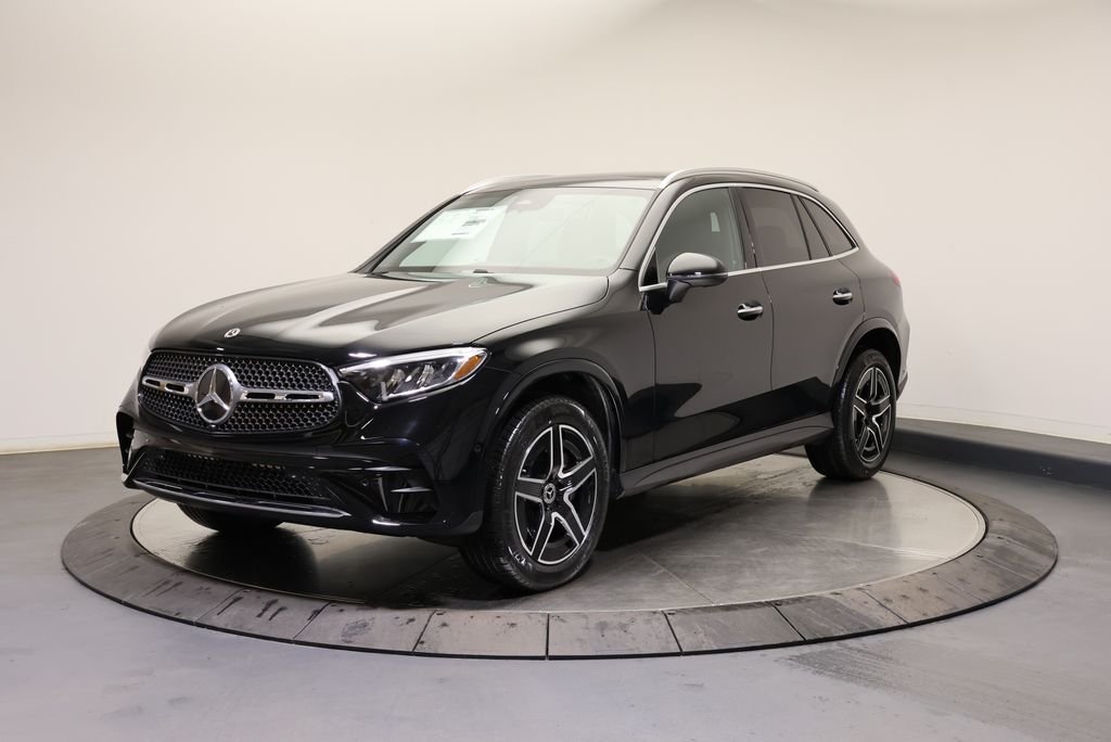 Used 2026 Black Mercedes-Benz GLC 300 image 3