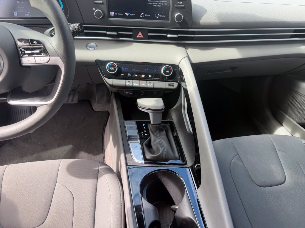 Used 2026 Silver Hyundai Blue image 25