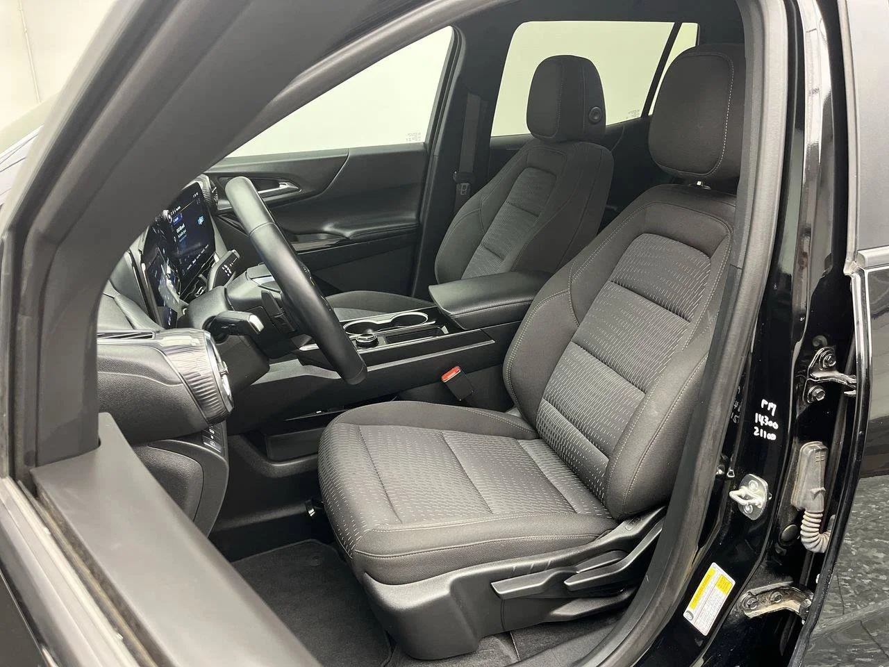 2026 Chevrolet Equinox LT - Photo 10