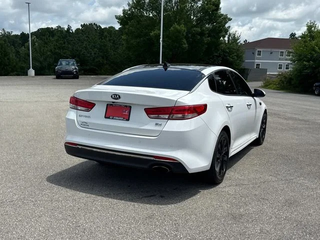 Used 2018 White Kia EX image 5