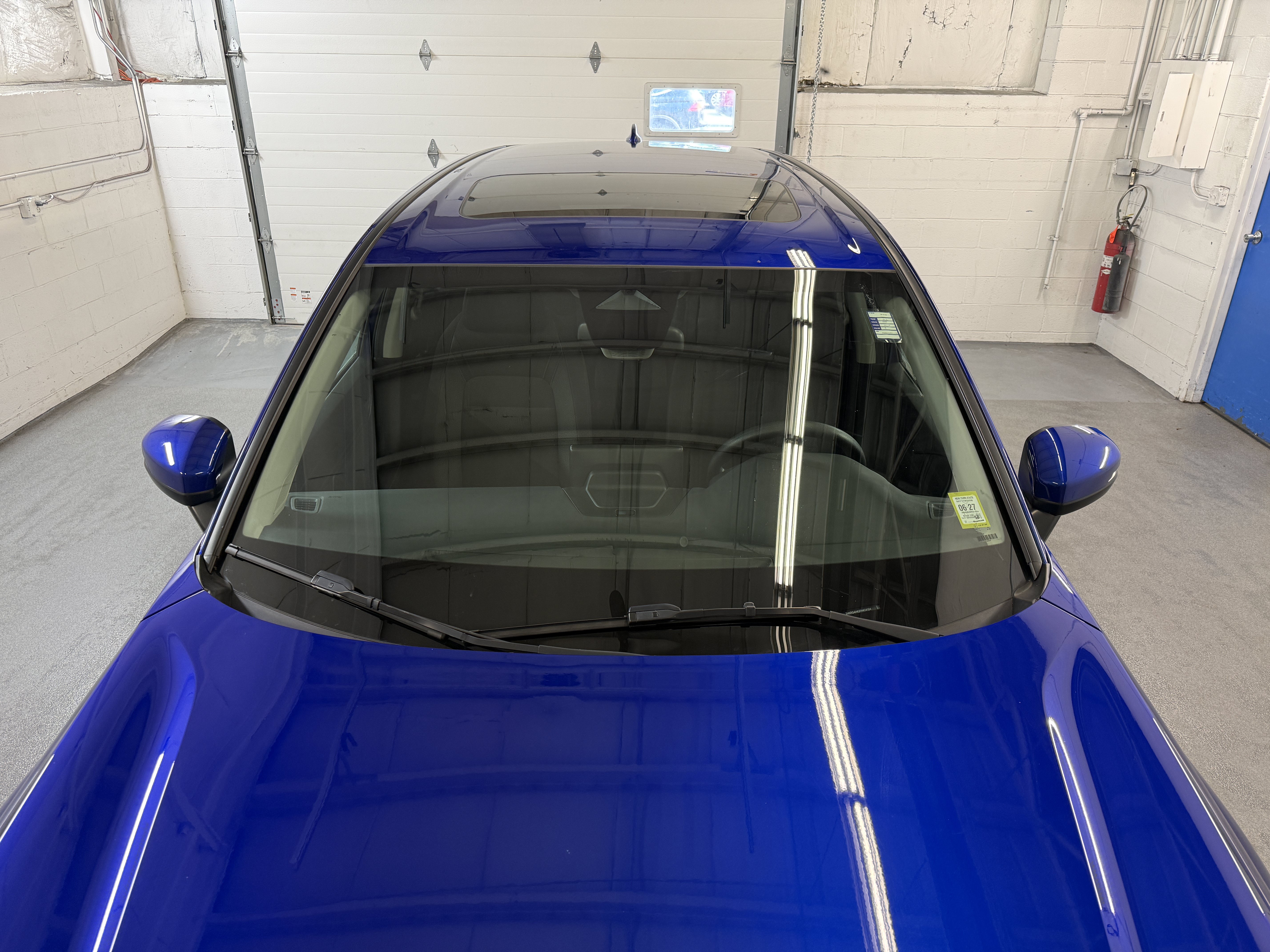 Used 2023 Canyon River Blue Metallic Honda EX image 4