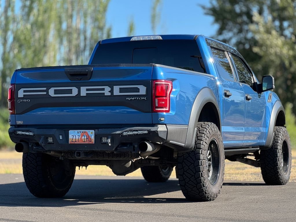 Used 2020 Blue Metallic Ford Raptor image 5