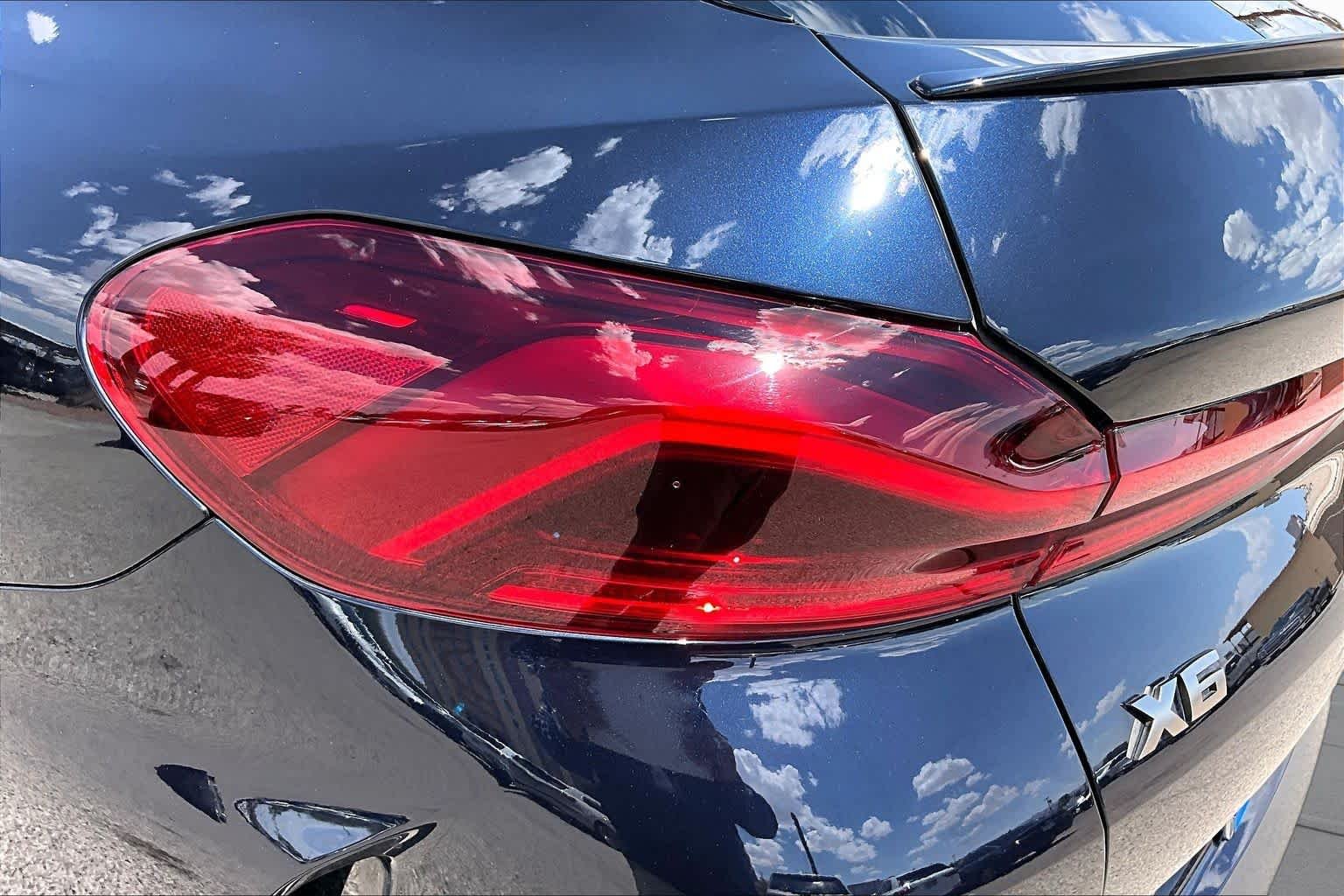 Used 2023 Carbon Black Metallic BMW M50i image 28