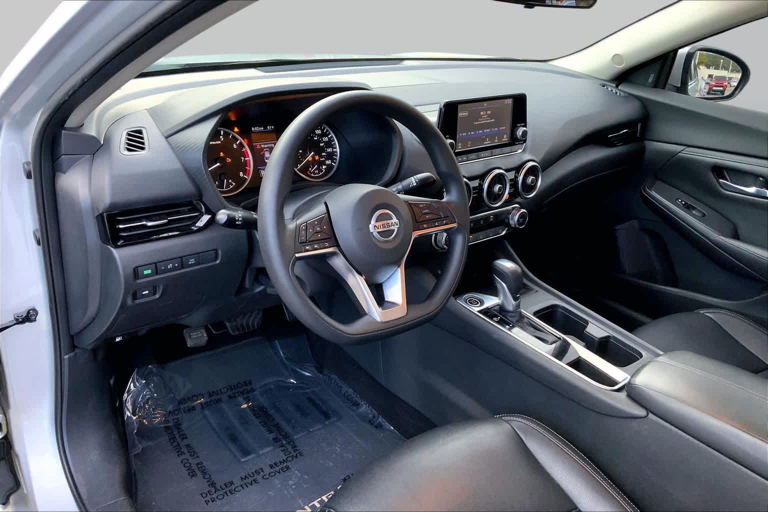 Used 2020 Brilliant Silver Metallic Nissan S image 15