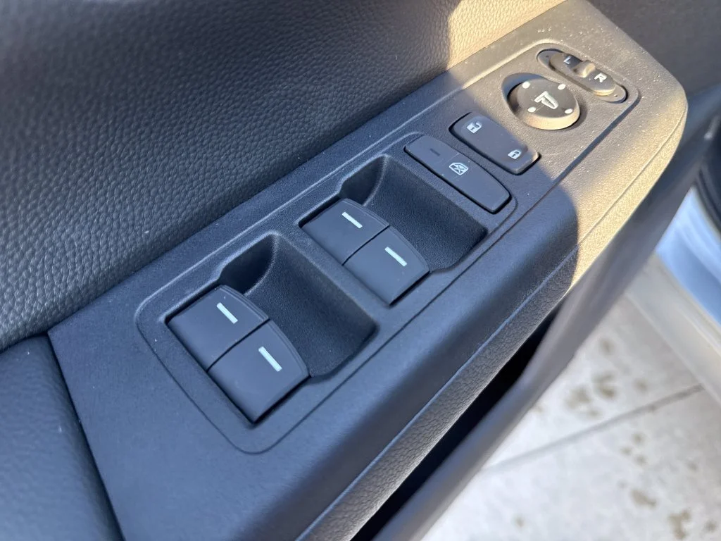New 2027 Solar Silver Metallic Honda Sport-L Hybrid AWD image 11