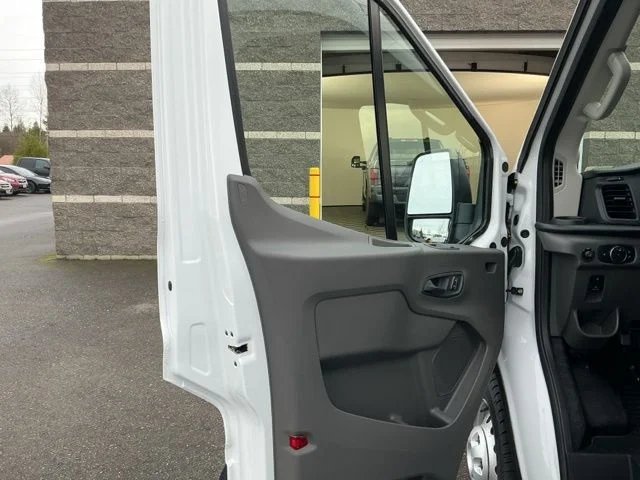 New 2026 Oxford White Ford Base image 15