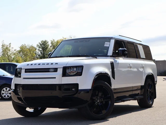 2025 Land Rover Defender 130 V8
