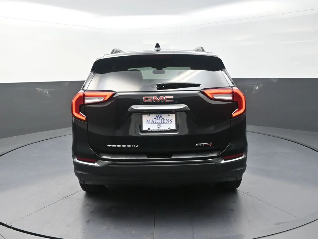 Used 2022 Black GMC AT4 image 9