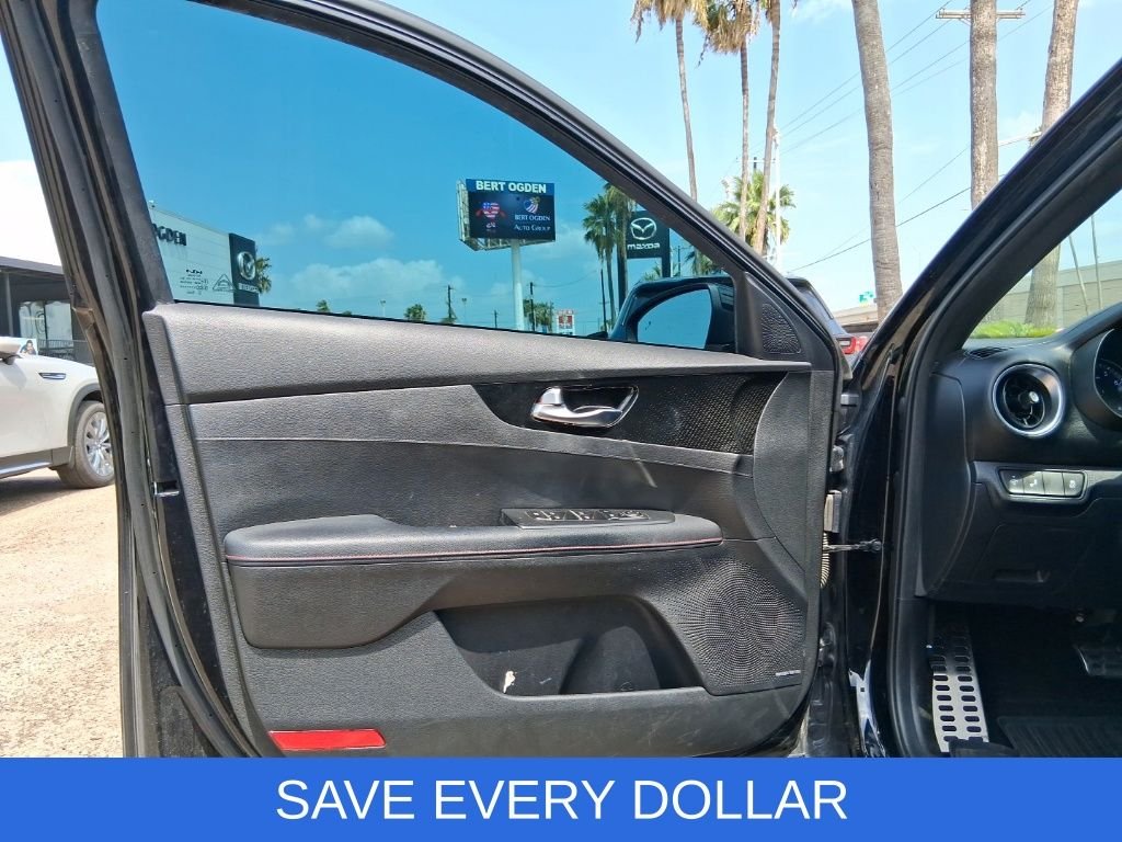 Used 2022 Black Kia GT image 16