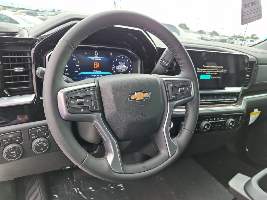 New 2026 Summit White Chevrolet LT (2FL) image 31