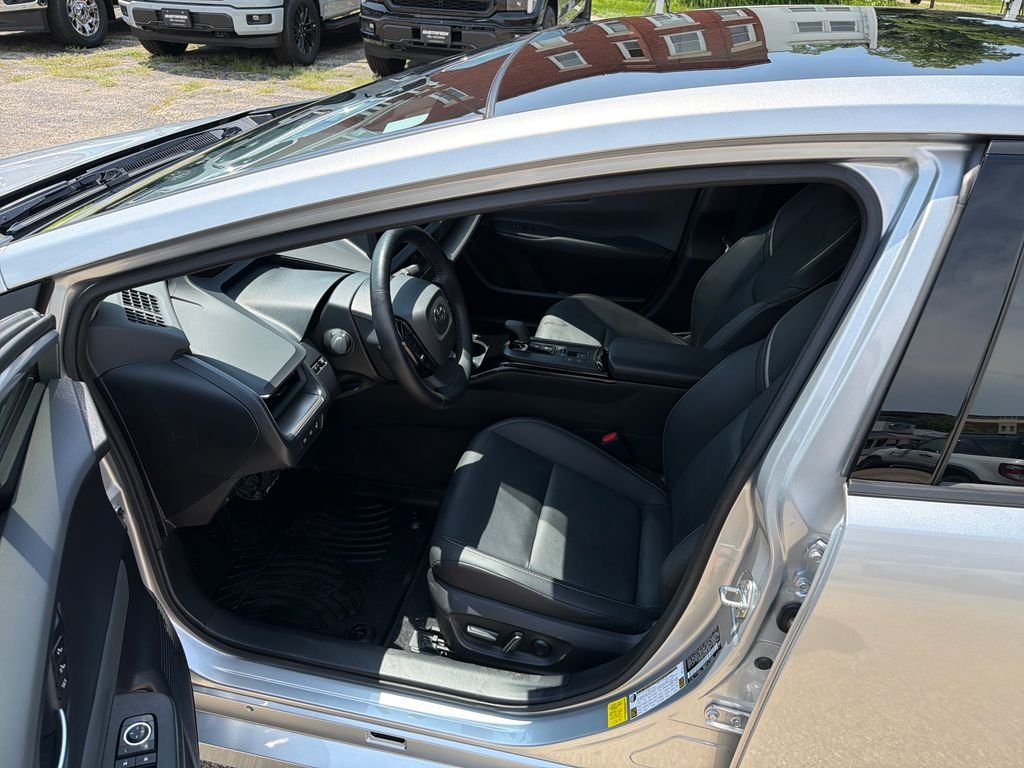 Used 2024 CUTTING EDGE Toyota Limited image 13