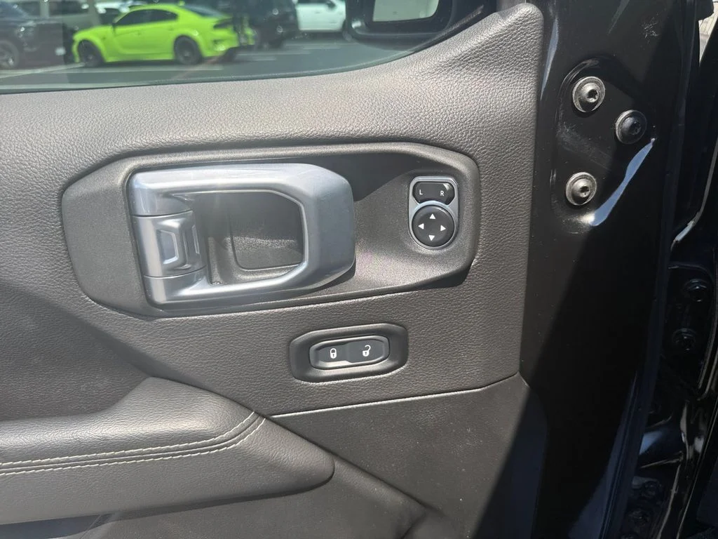 Used 2023 Black Jeep Sahara image 28