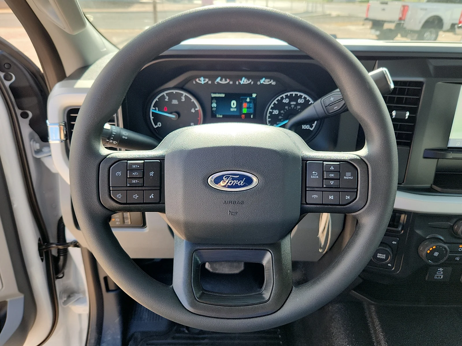 New 2026 Oxford White Ford XL image 21