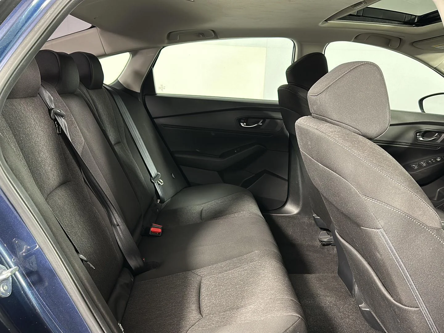 Used 2023 Canyon River Blue Metallic Honda EX image 24