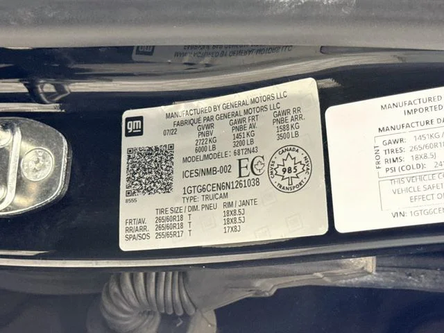 Used 2022 Black GMC Elevation image 30